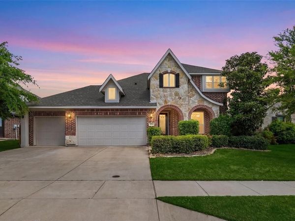 9924 Chrysalis Drive, Fort Worth, TX 76131