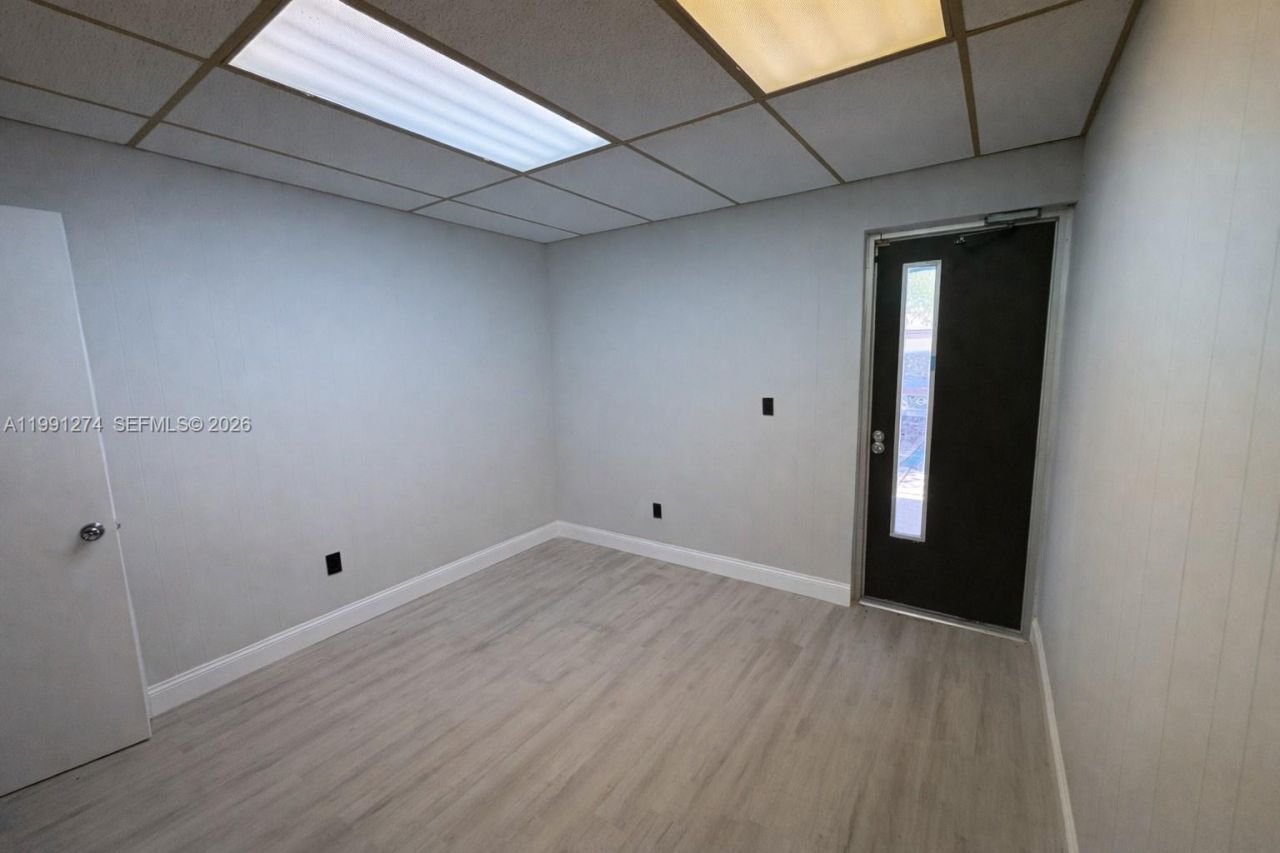 3900 Broadway , Fort Myers, FL 33901 Photo