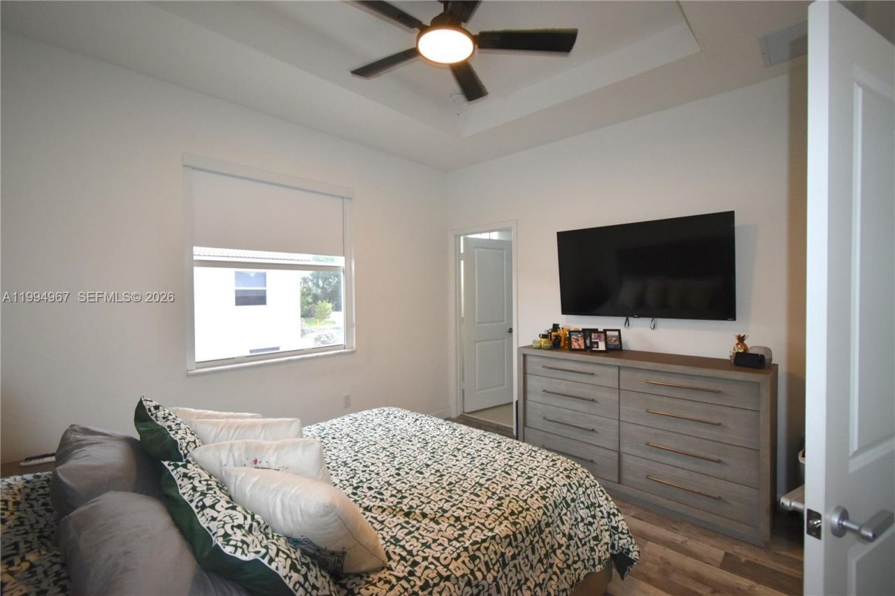 12107 NW 24th Pl, Miami, FL 33167 Photo