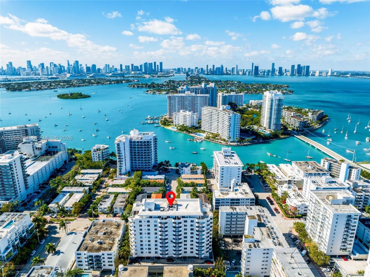 1621 Bay Rd , Unit 802, Miami Beach, FL 33139 Photo