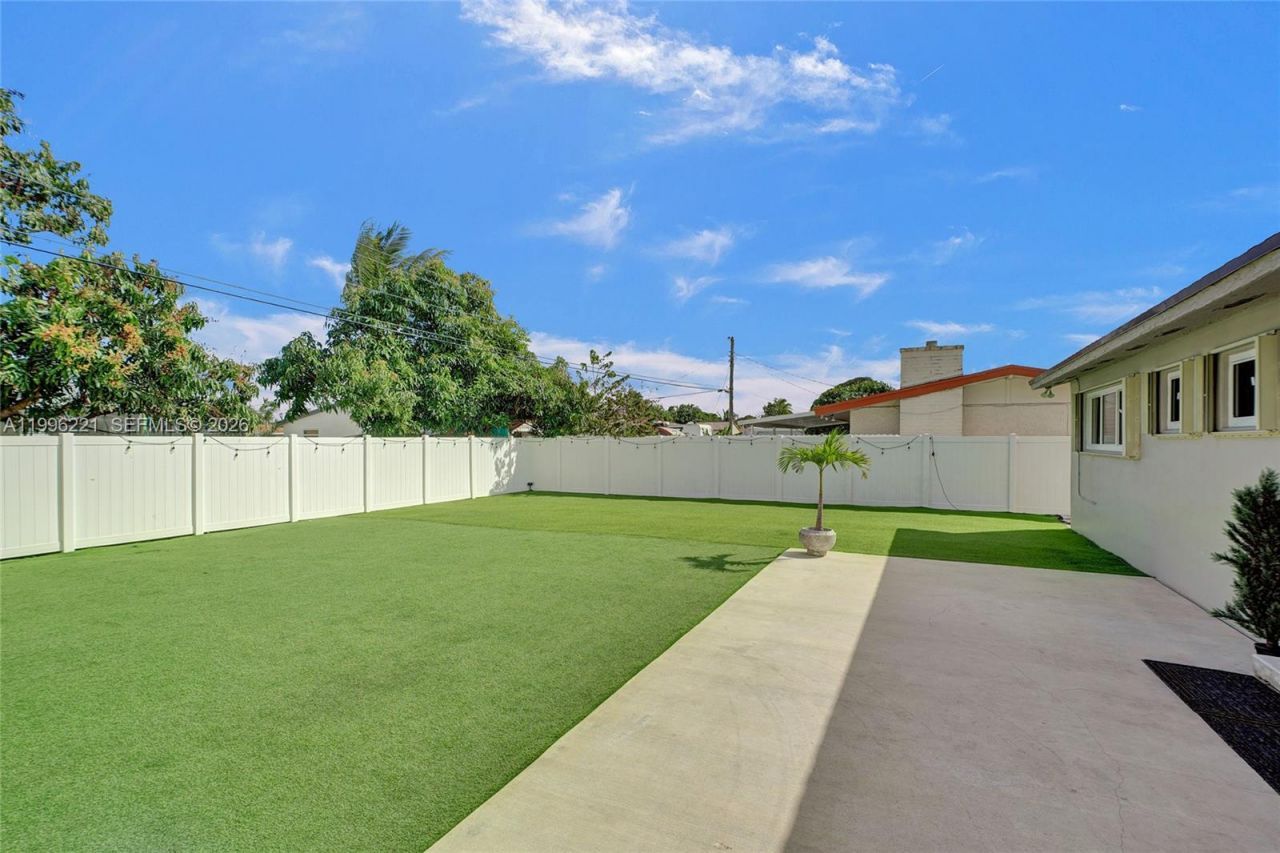 19625 NW 6th Pl , Miami Gardens, FL 33169 Photo