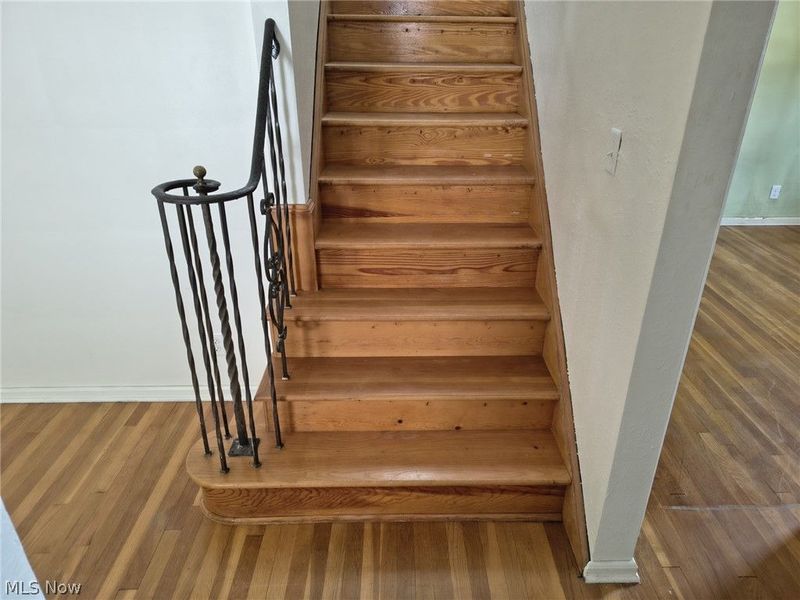 6010 Allanwood Drive , Parma, OH 44129 Photo 10