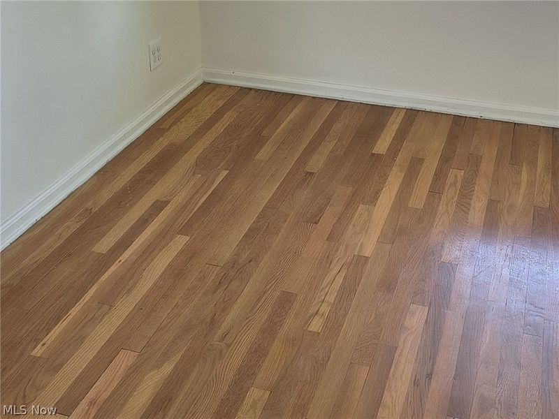 6010 Allanwood Drive , Parma, OH 44129 Photo 12