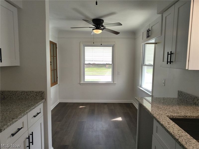 6010 Allanwood Drive , Parma, OH 44129 Photo 8