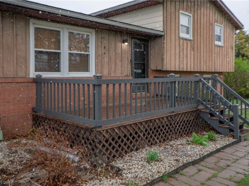 10288 Hunting Hills Avenue NE, Hartville, OH 44632 Photo 35