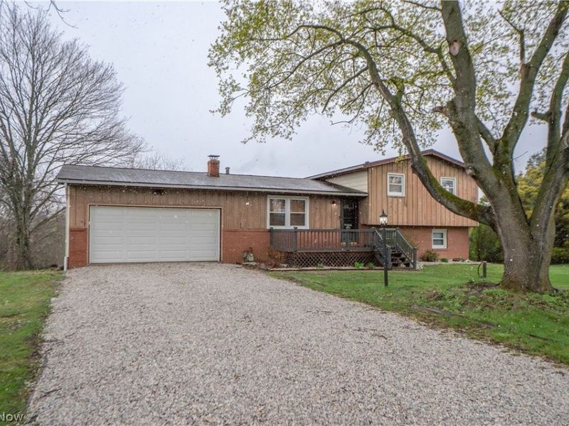 10288 Hunting Hills Avenue NE, Hartville, OH 44632 Photo 36