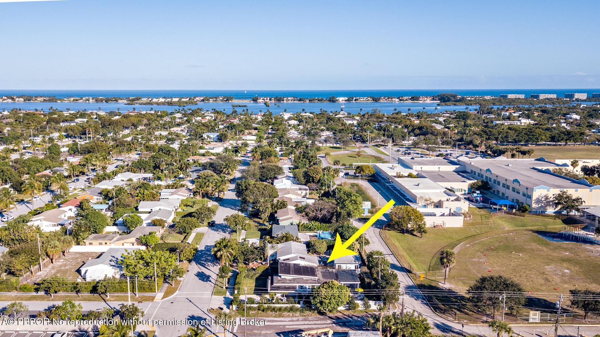 374 Maddock Street, West Palm Beach, FL 33405 Photo