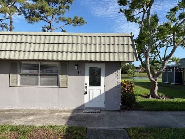 201 KINGS BOULEVARD , Unit 19, SUN CITY CENTER, FL 33573