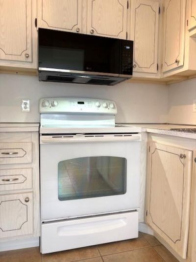 201 Kings Boulevard, Unit 19, Sun City Center, FL 33573 Photo