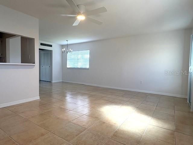 201 Kings Boulevard, Unit 19, Sun City Center, FL 33573 Photo