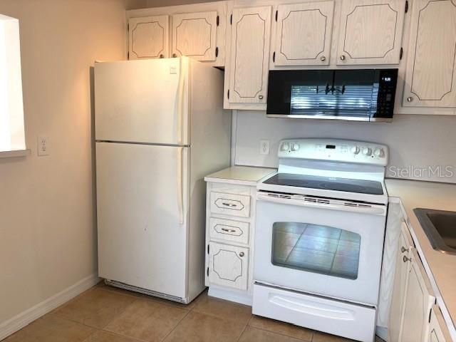 201 Kings Boulevard, Unit 19, Sun City Center, FL 33573 Photo