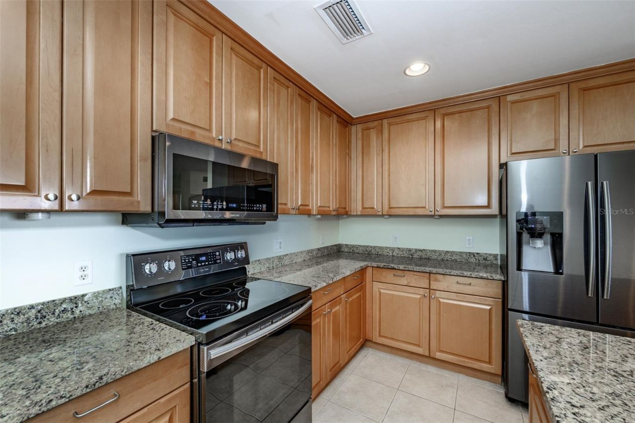 89 Vivante Boulevard, Unit 402, Punta Gorda, FL 33950 Photo