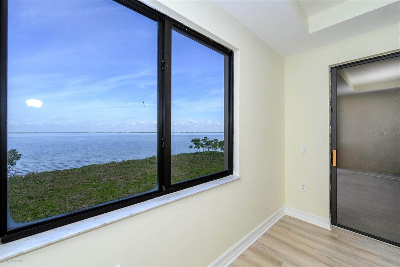 89 Vivante Boulevard, Unit 402, Punta Gorda, FL 33950 Photo