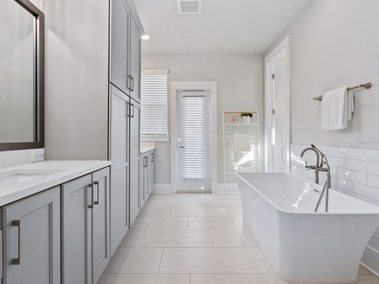 508 Laurel Park Drive , Sarasota, FL 34236 Photo