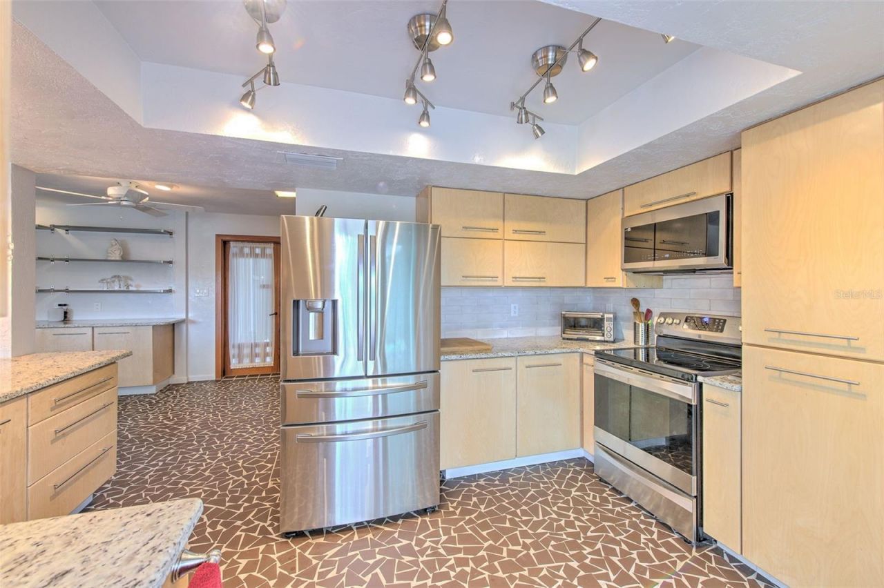 7102 Mandy Lane, New Port Richey, FL 34652 Photo