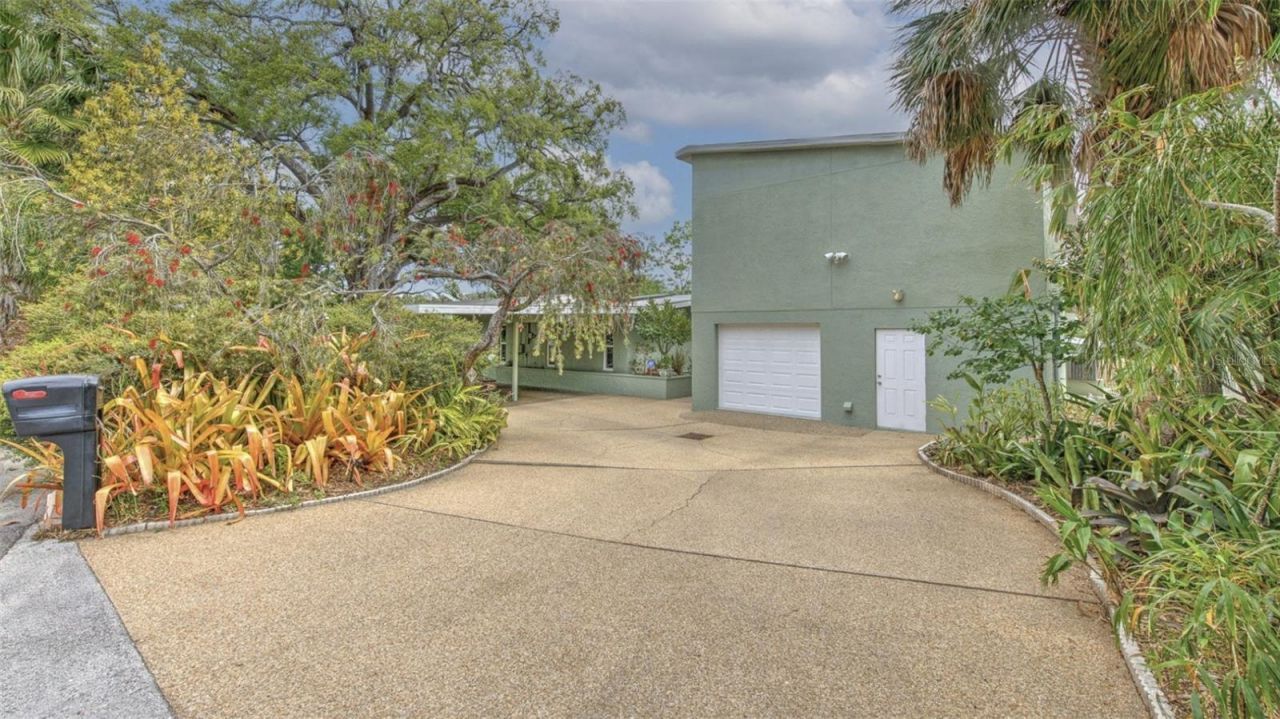 7102 Mandy Lane, New Port Richey, FL 34652 Photo