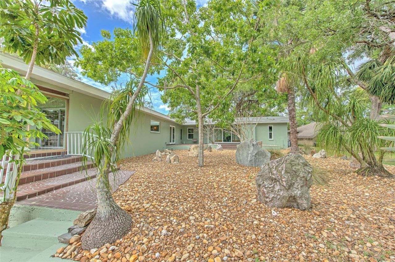 7102 Mandy Lane, New Port Richey, FL 34652 Photo