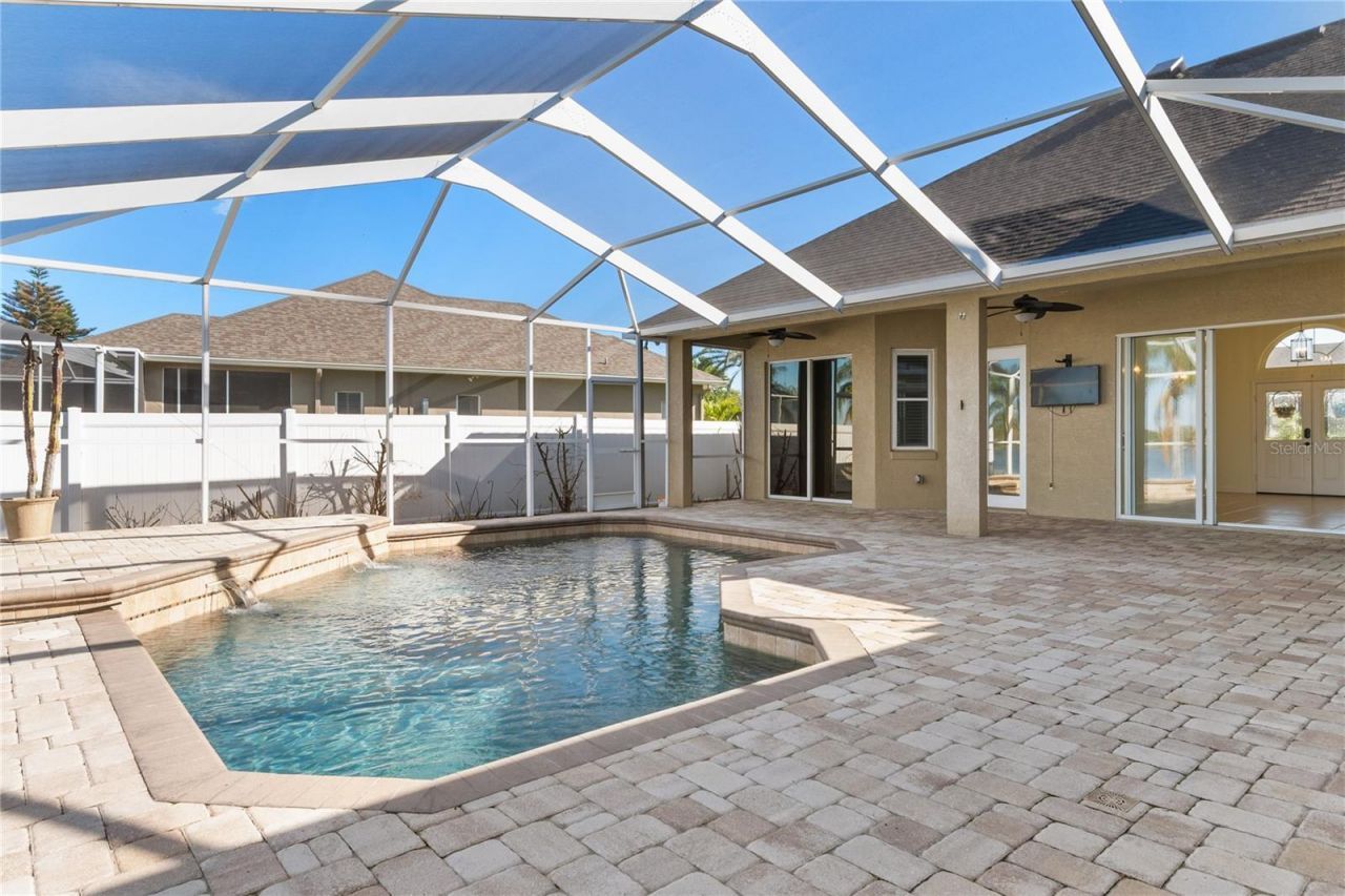 220 Ruby Lake Lane, Winter Haven, FL 33884 Photo