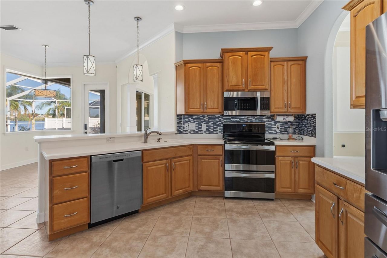 220 Ruby Lake Lane, Winter Haven, FL 33884 Photo