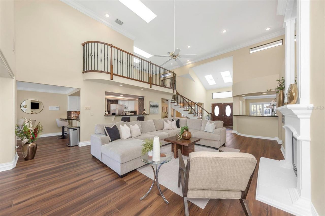 9821 Bay Island Drive, Tampa, FL 33615 Photo