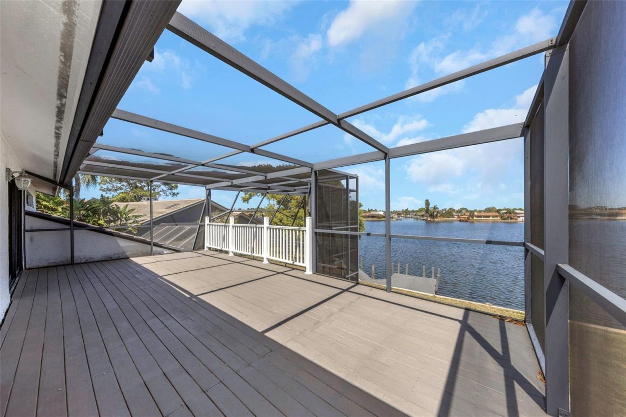 9821 Bay Island Drive, Tampa, FL 33615 Photo