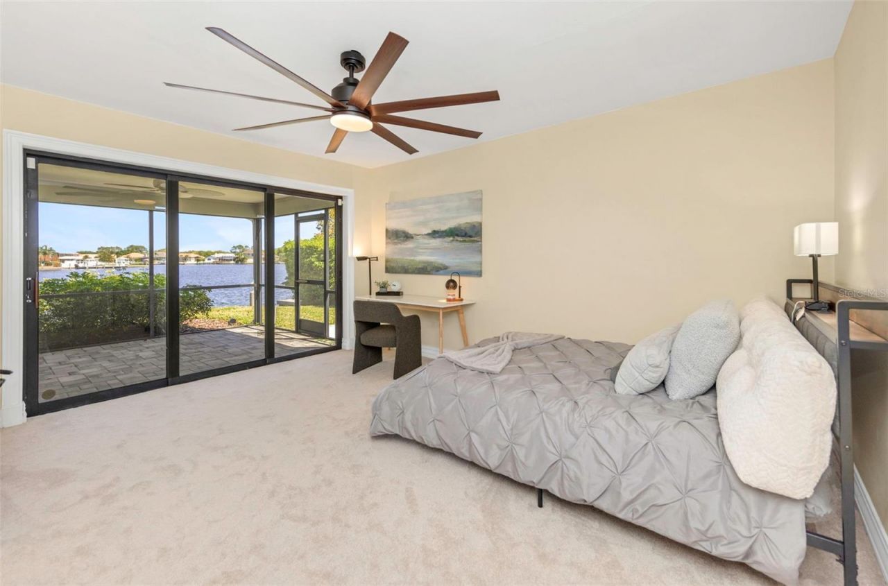 9821 Bay Island Drive, Tampa, FL 33615 Photo