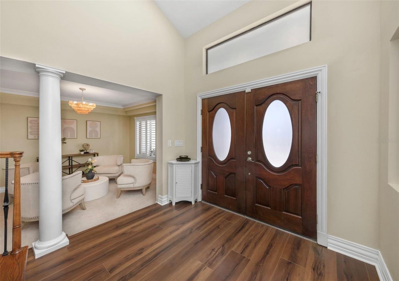 9821 Bay Island Drive, Tampa, FL 33615 Photo