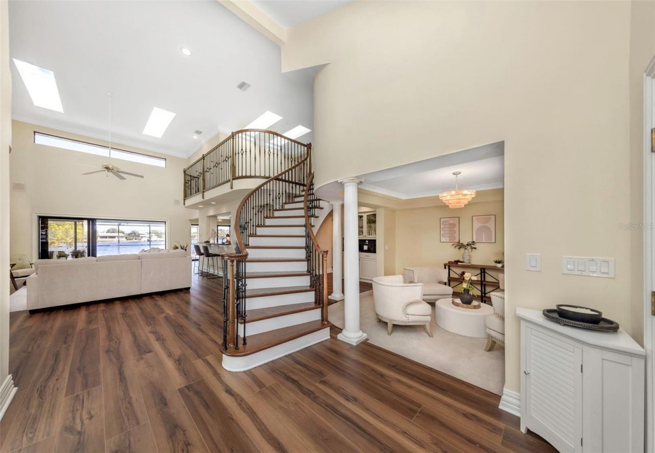 9821 Bay Island Drive, Tampa, FL 33615 Photo