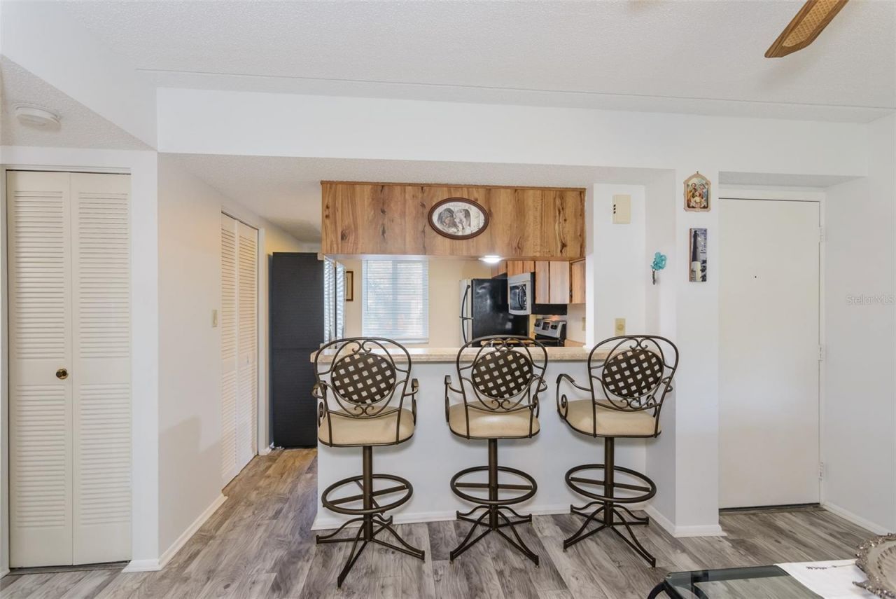 207 Cypress Lane, Oldsmar, FL 34677 Photo