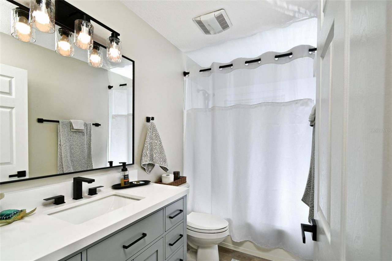 3945 Cape Cole Boulevard, Punta Gorda, FL 33955 Photo