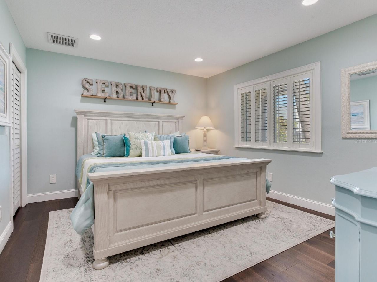 31 N Pine Circle, Belleair, FL 33756 Photo