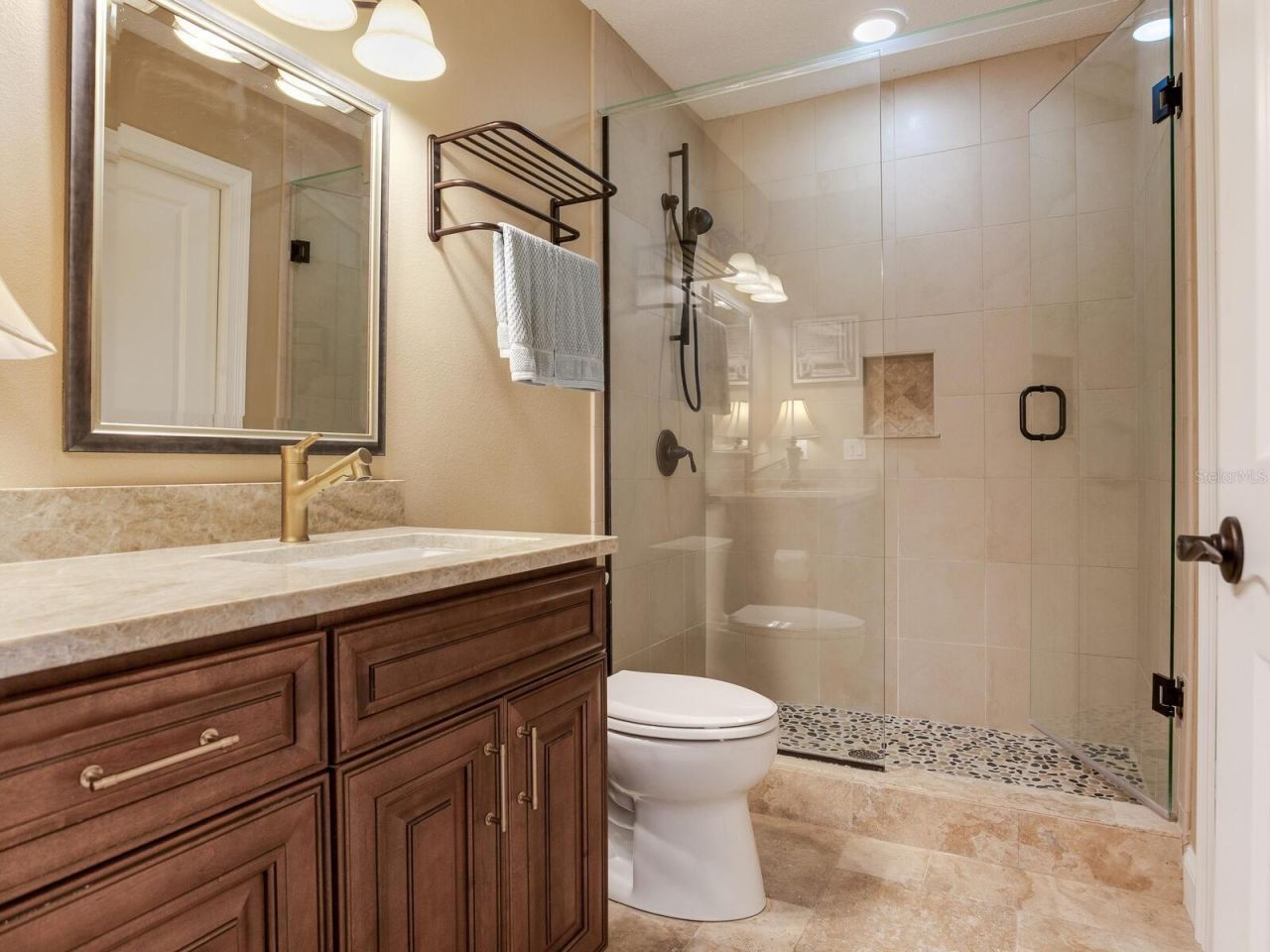 31 N Pine Circle, Belleair, FL 33756 Photo