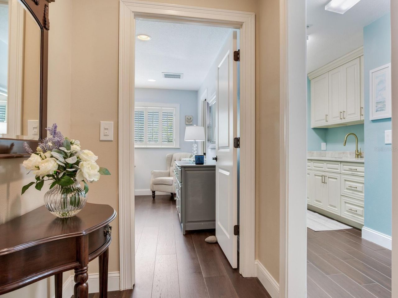 31 N Pine Circle, Belleair, FL 33756 Photo