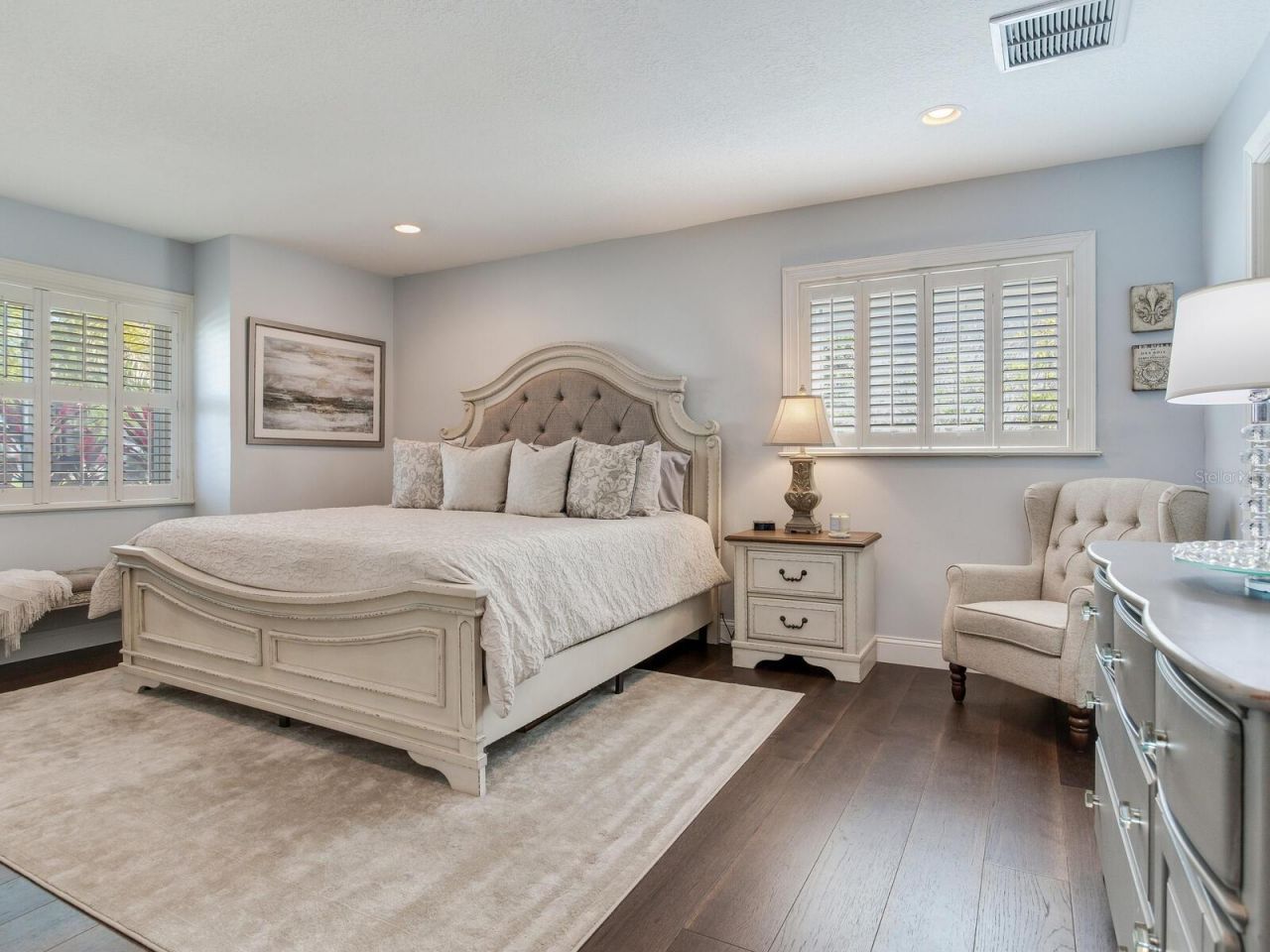 31 N Pine Circle, Belleair, FL 33756 Photo