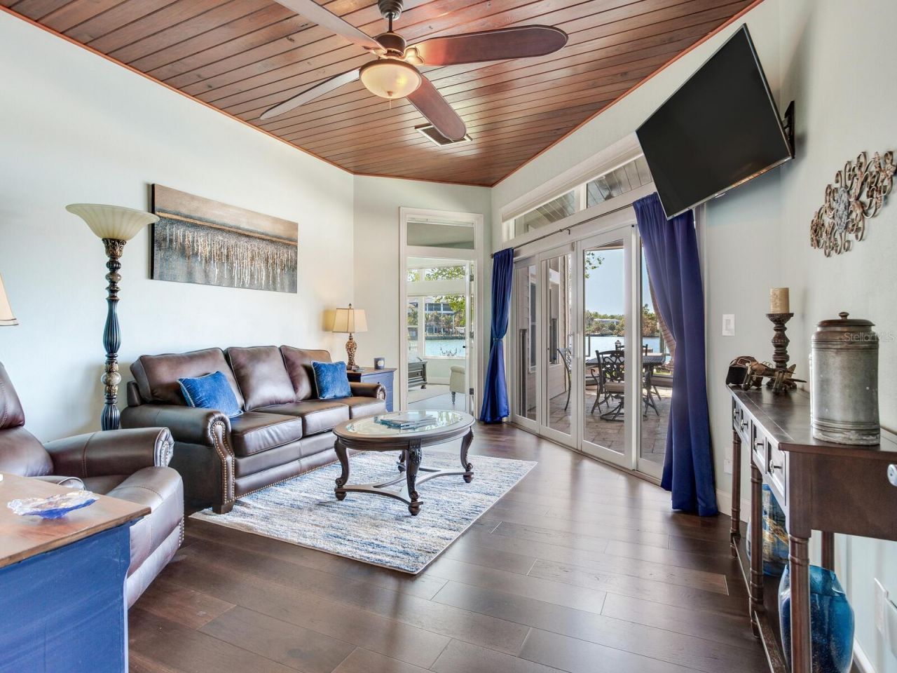 31 N Pine Circle, Belleair, FL 33756 Photo