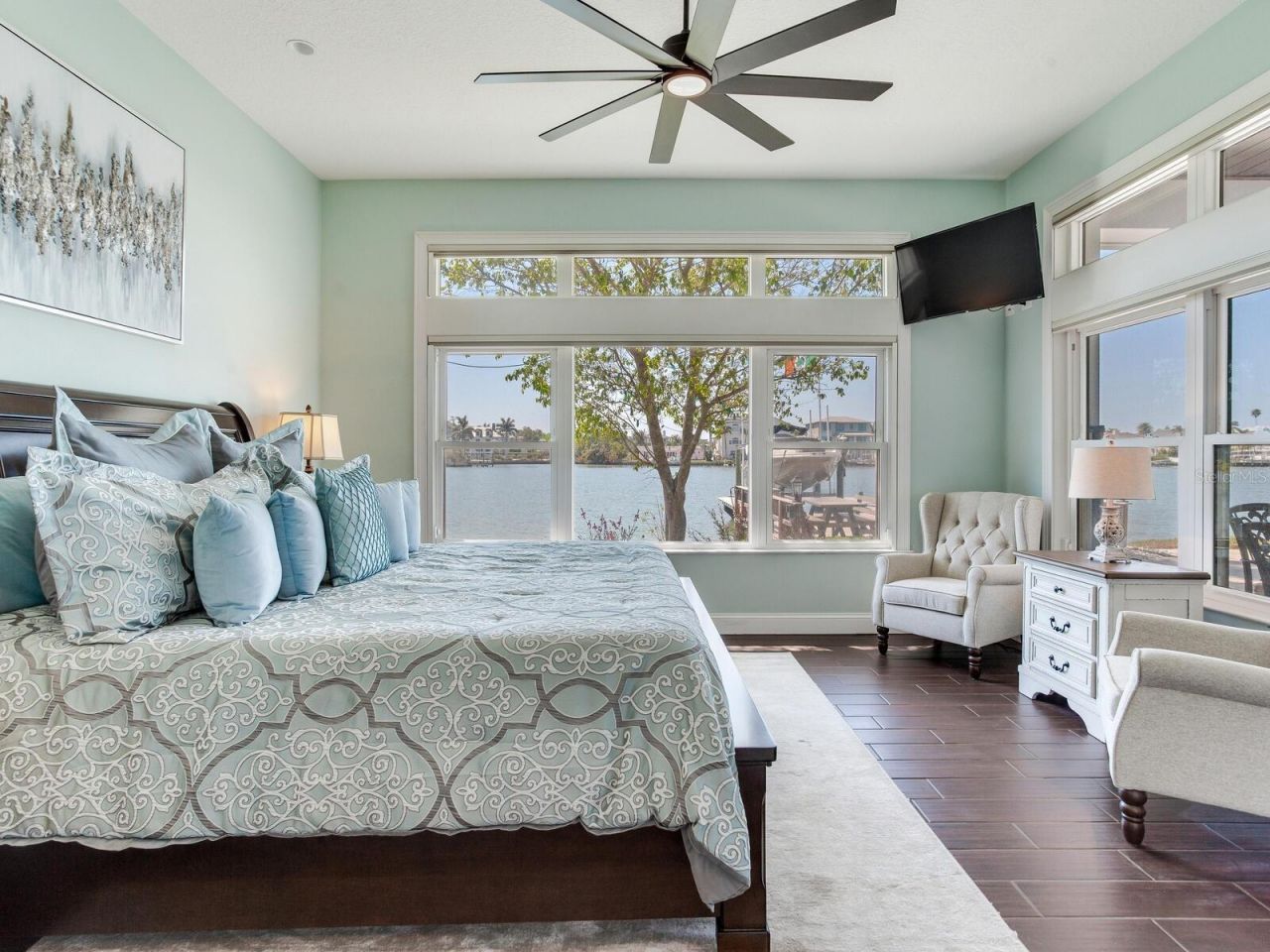 31 N Pine Circle, Belleair, FL 33756 Photo