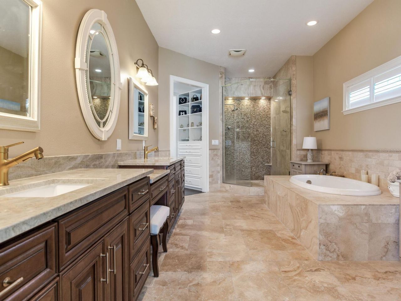 31 N Pine Circle, Belleair, FL 33756 Photo