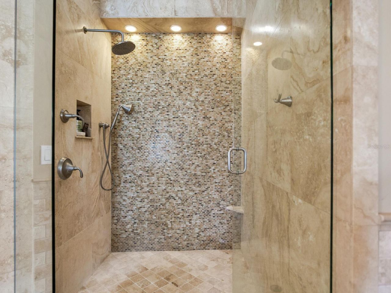 31 N Pine Circle, Belleair, FL 33756 Photo