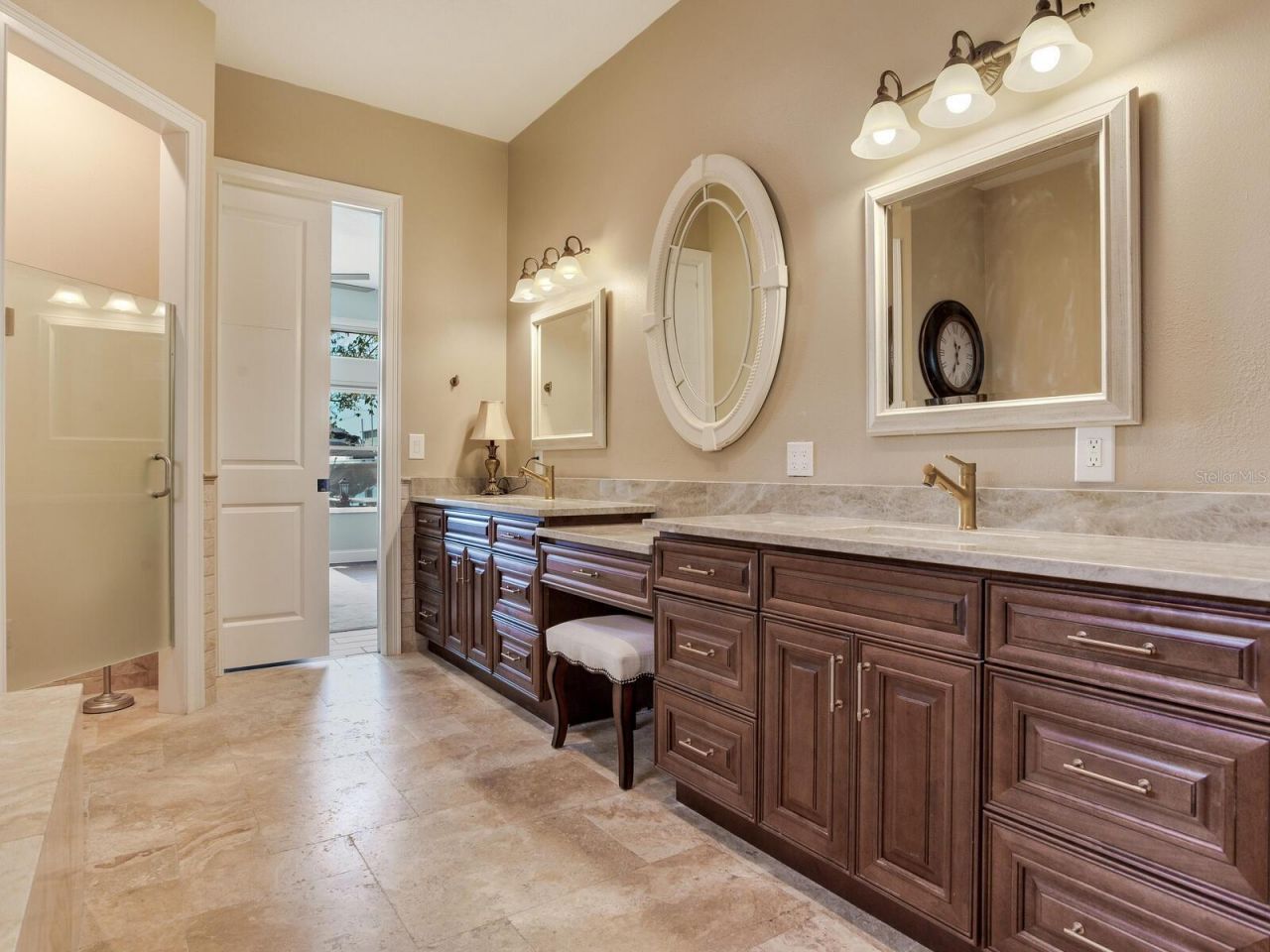 31 N Pine Circle, Belleair, FL 33756 Photo