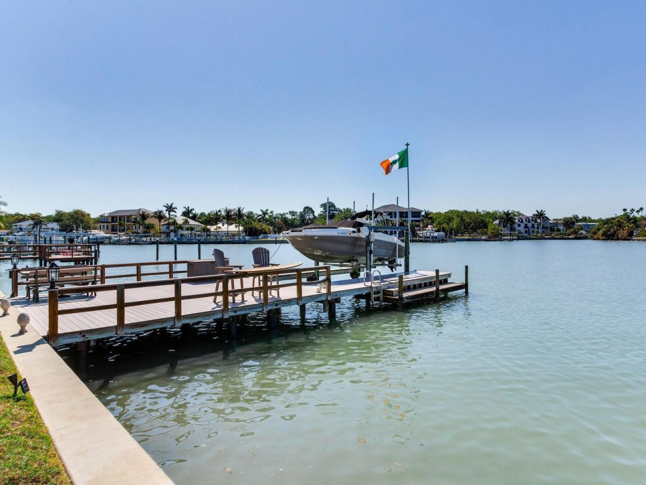 31 N Pine Circle, Belleair, FL 33756 Photo