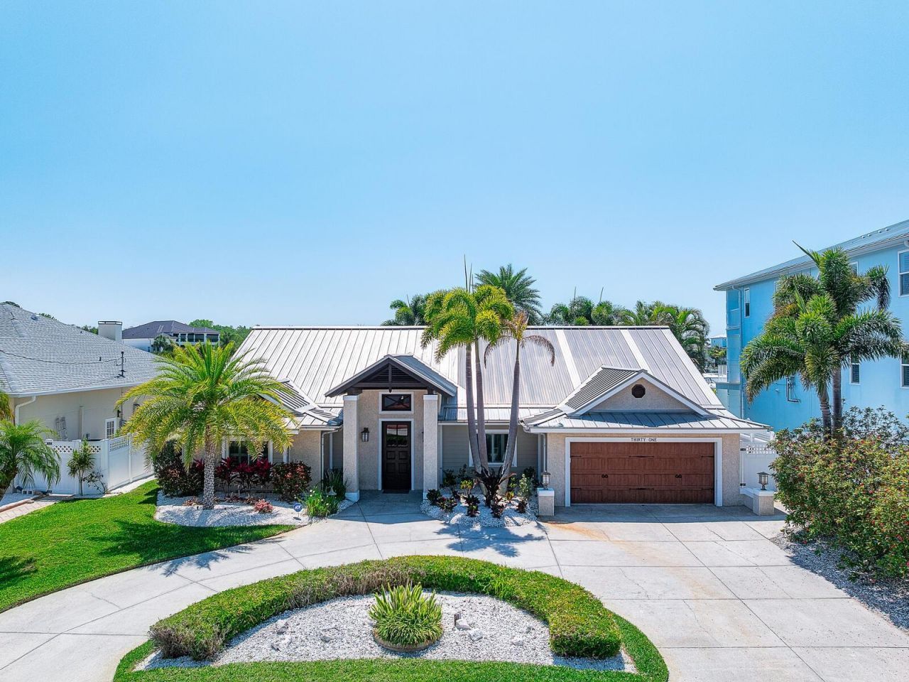 31 N Pine Circle, Belleair, FL 33756 Photo