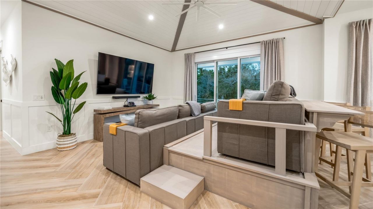 6536 Peacock Road, Sarasota, FL 34242 Photo