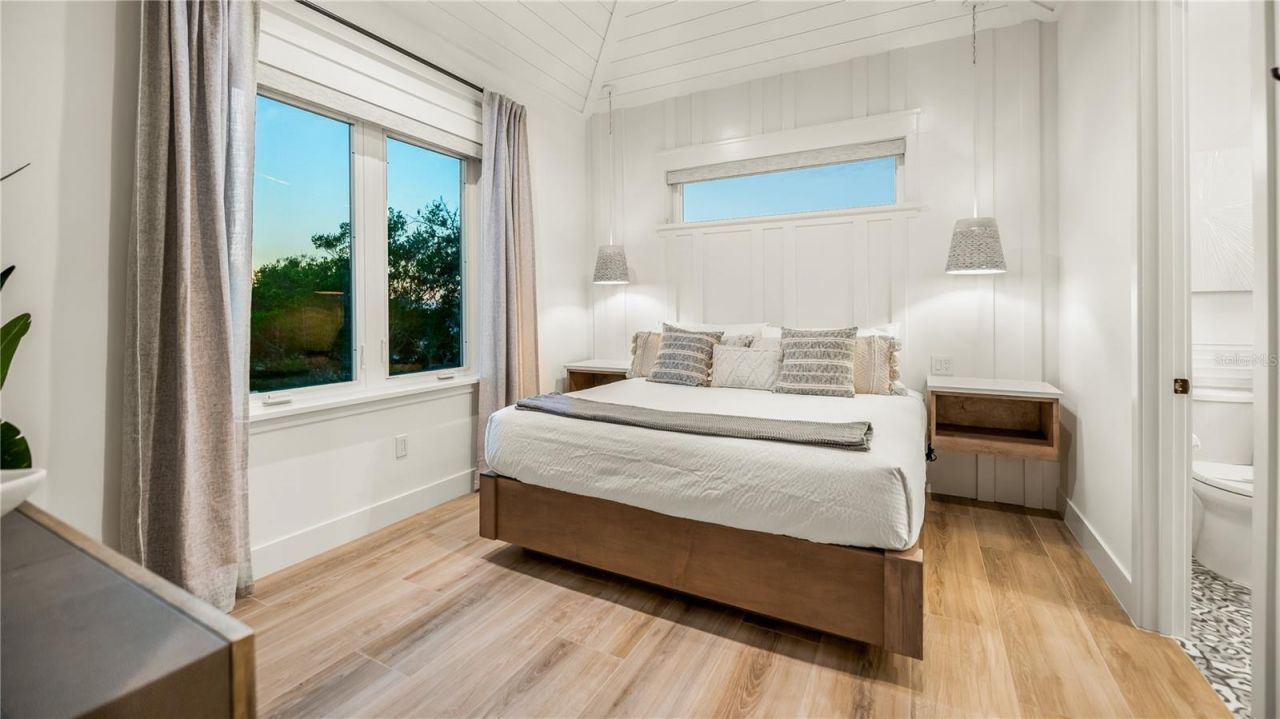 6536 Peacock Road, Sarasota, FL 34242 Photo