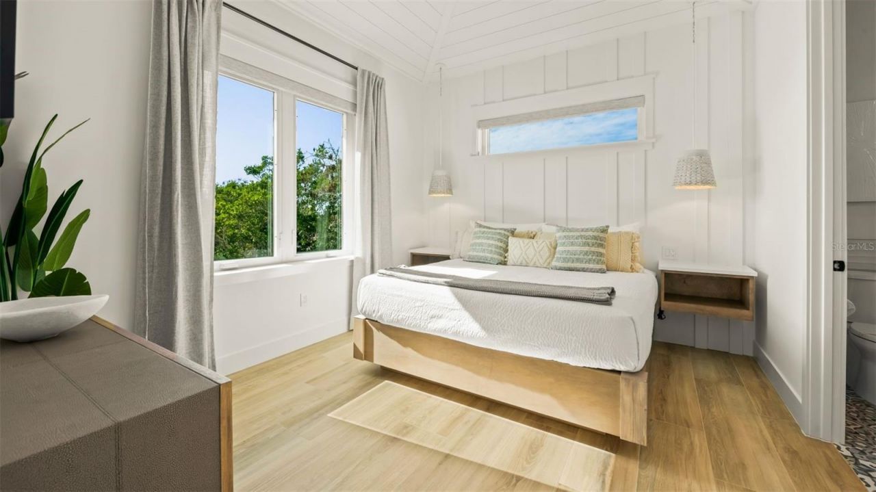 6536 Peacock Road, Sarasota, FL 34242 Photo