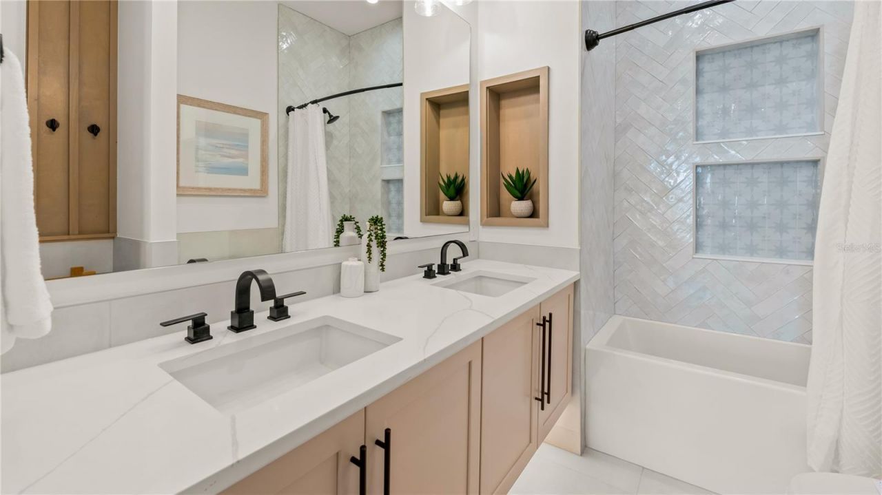 6536 Peacock Road, Sarasota, FL 34242 Photo
