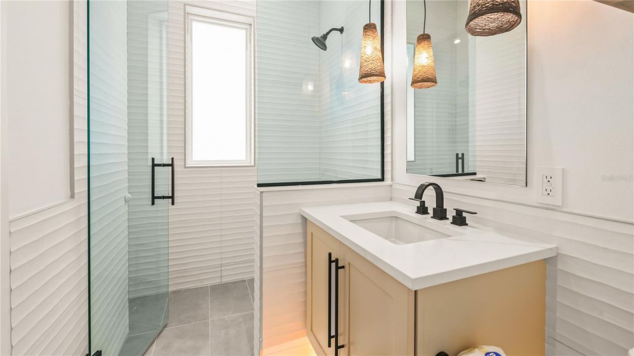 6536 Peacock Road, Sarasota, FL 34242 Photo