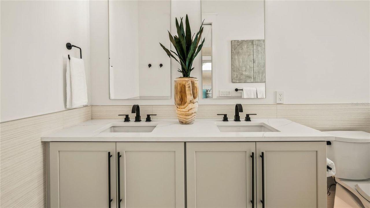 6536 Peacock Road, Sarasota, FL 34242 Photo