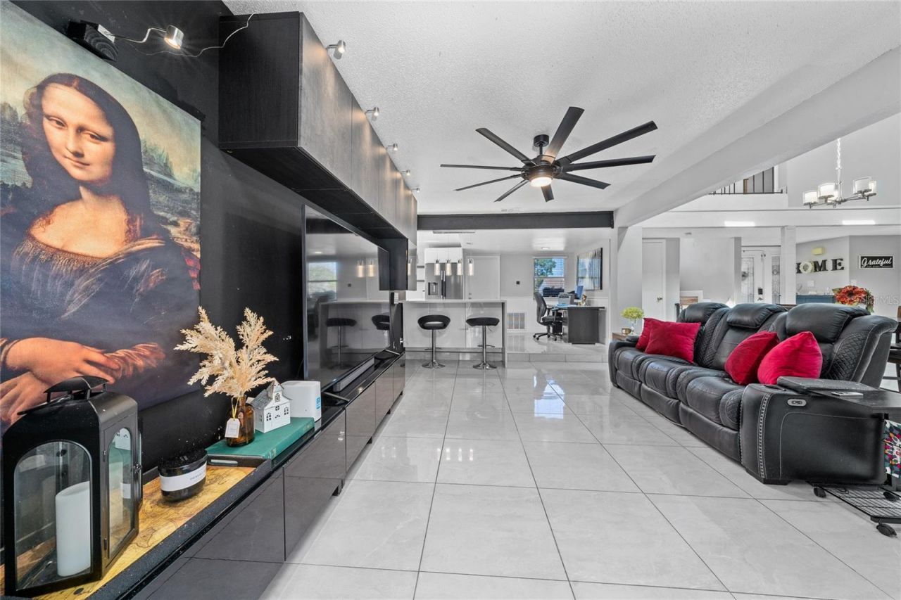 211 S Shadow Bay Drive, Orlando, FL 32825 Photo
