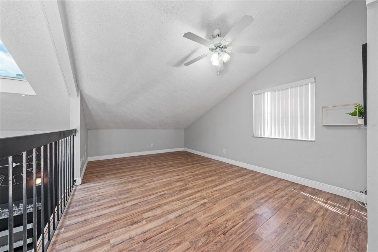 211 S Shadow Bay Drive, Orlando, FL 32825 Photo