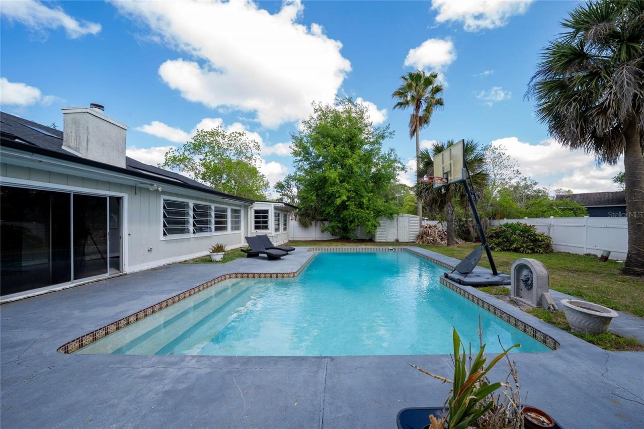 211 S Shadow Bay Drive, Orlando, FL 32825 Photo